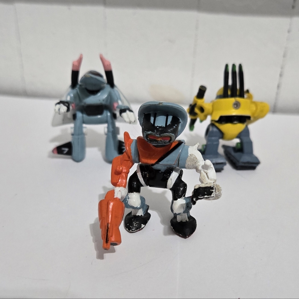 3 Vintage Galoob Micro Machine Z-Bots 2" Figures